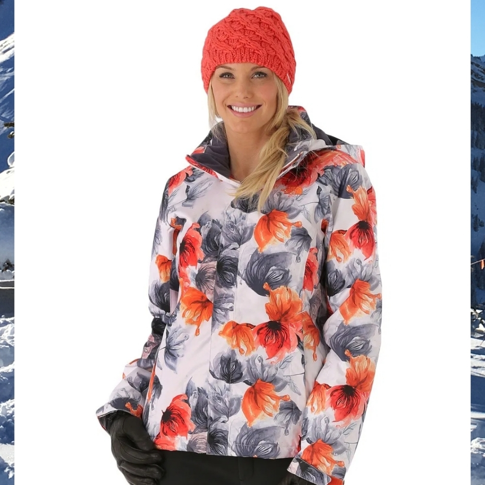ISO: Northface freedom print ski jacket in white